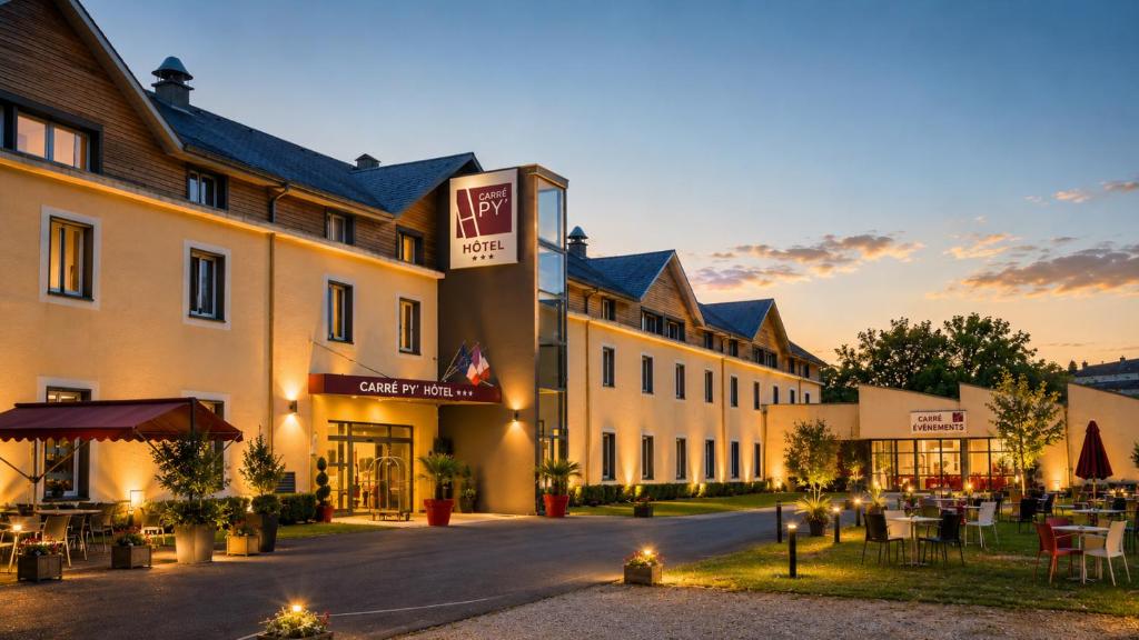 a rendering of the exterior of a hotel at Carré Py' Hôtel in Bagnères-de-Bigorre