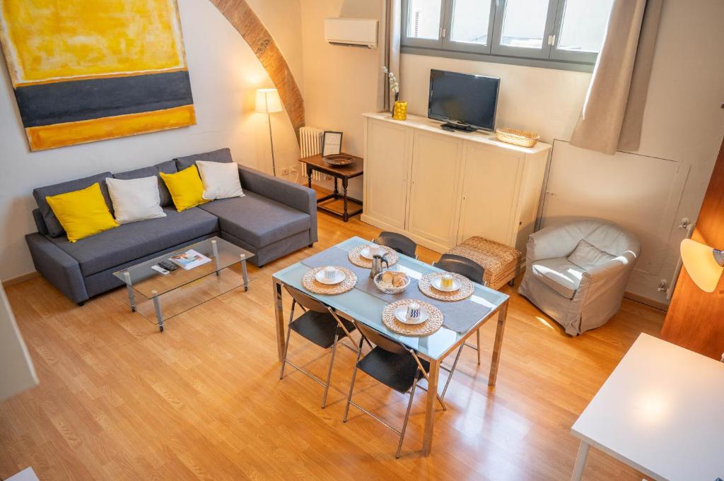 Nazionale Apartment by Simone, Daniele e Paolo in Florence