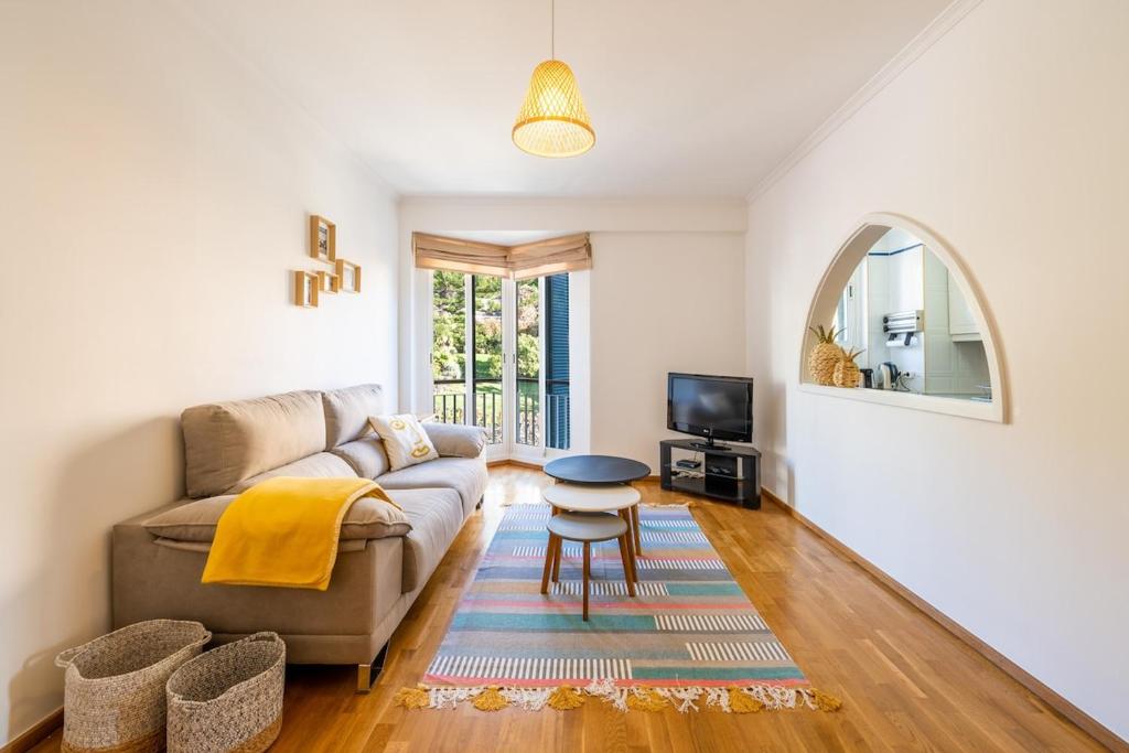 Sea View Apartment, Rooftop Terrace & Free Parking