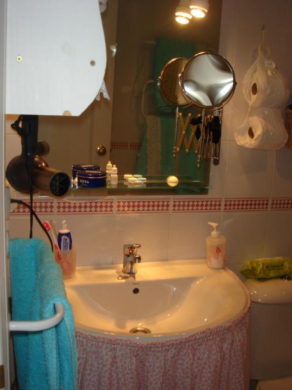 Łazienka w obiekcie Chalet Pto Sta Maria, SOLO FAMILIAS