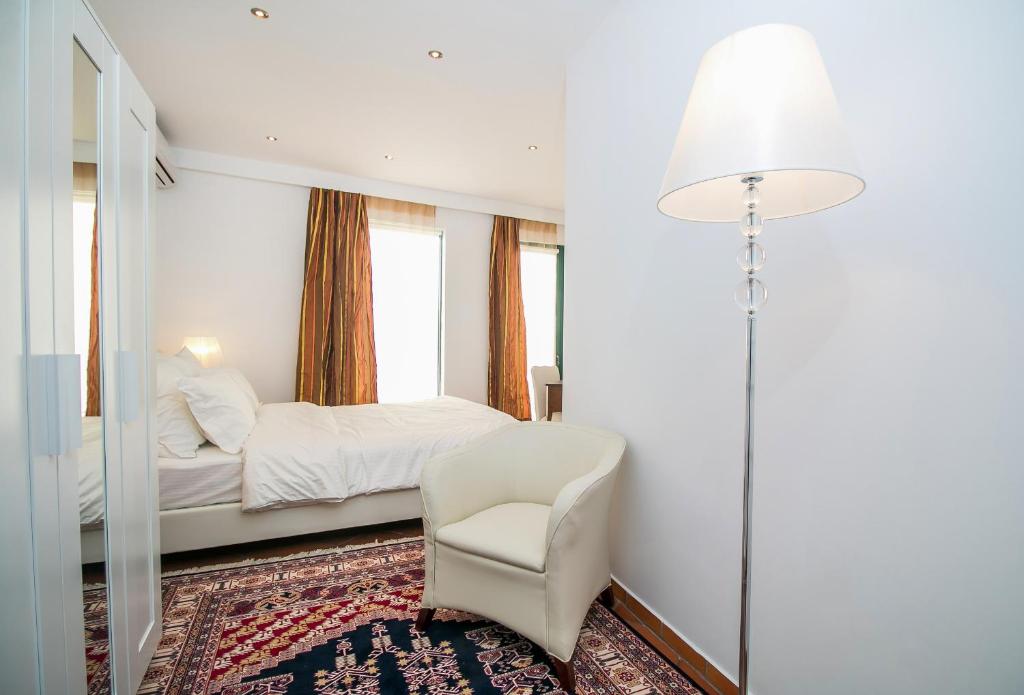 Danezis City Stars Boutique Aparthotel - 14