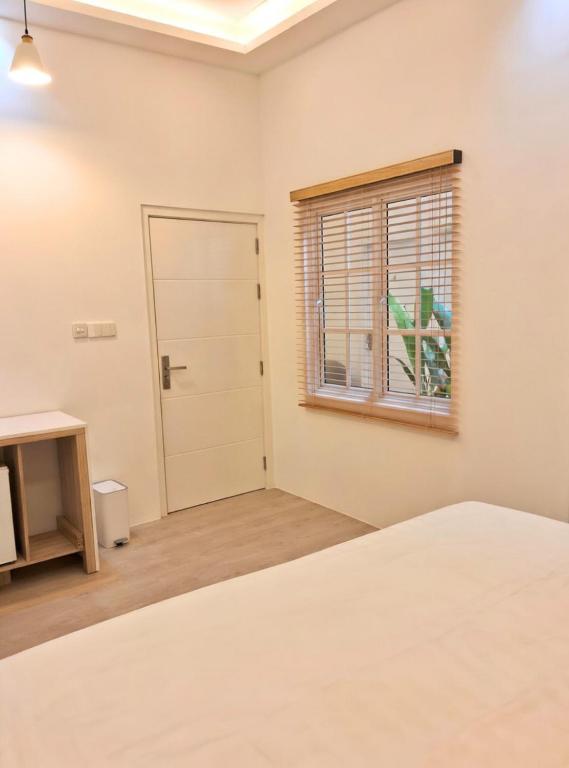 Sunny Day Inn Maldives - View 36