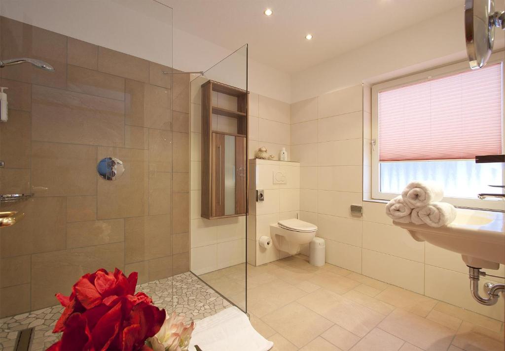 Koupelna v ubytování Hotel Kleins Wiese