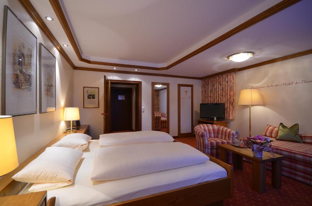 Postel nebo postele na pokoji v ubytování Hotel Kleins Wiese