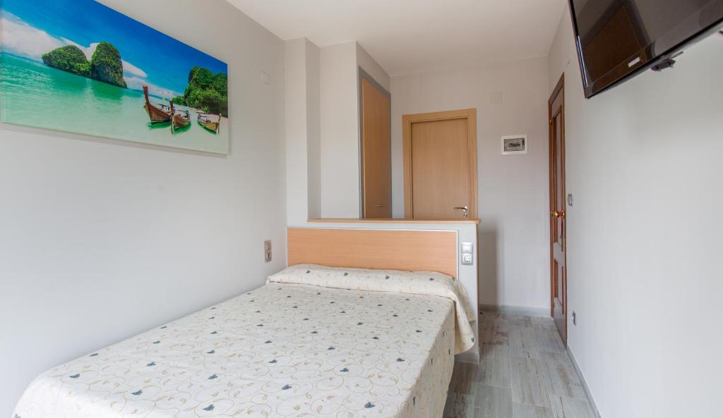 Olympia Ronda Hostel - Single Room