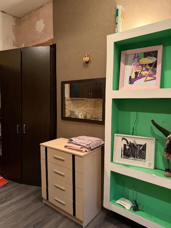 A room in a communal apartment near the railway station фото 3
