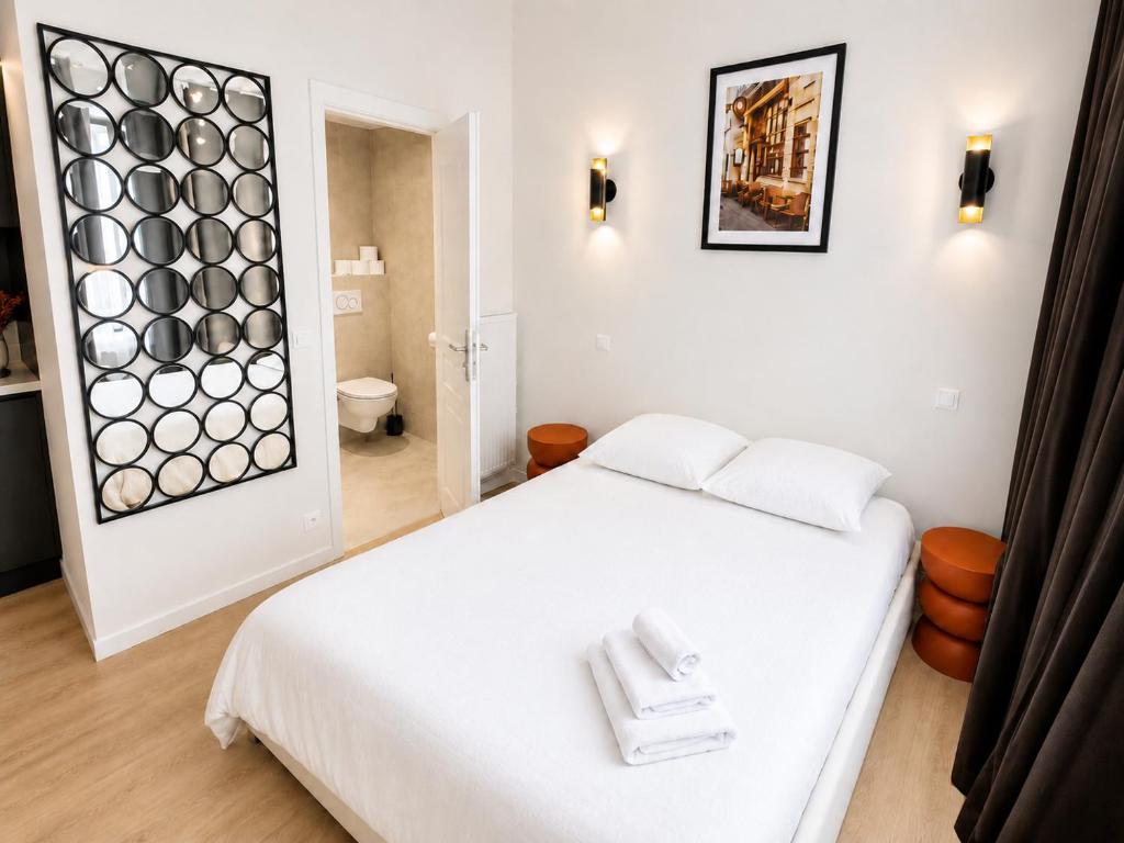 Bright & Central Cocoon in Batignolles