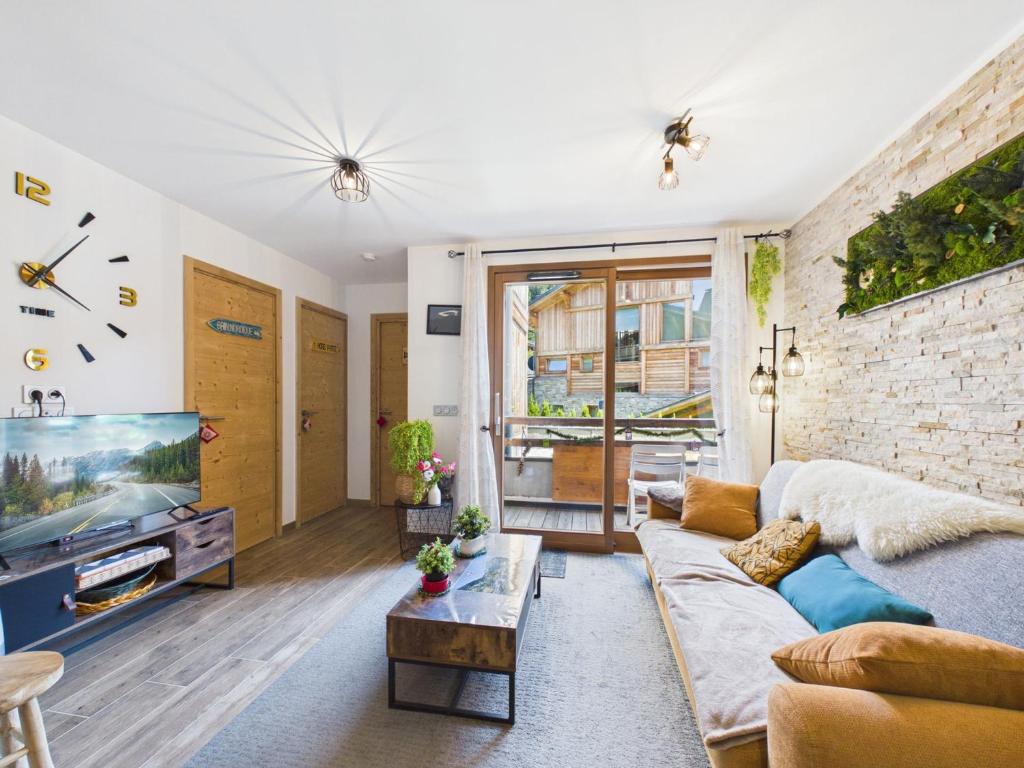 Moderne appartement 4 pers avec balcon sud, parking et WiFi - à 200m des pistes et navette