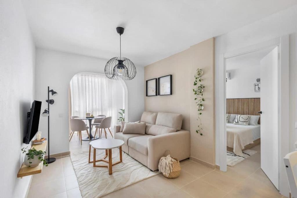 1BDR Studio 150m from Sea with Workspace