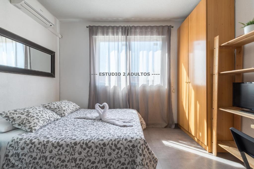 Gallery image of Apartamentos Arapiles in Madrid