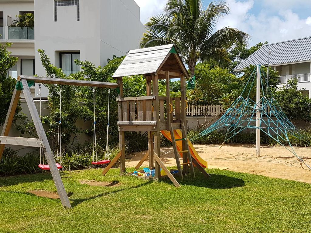 Azuri Apartment with Beach, Pools, Gym, Golf, Shops, Restaurants, Spa, Boat activities, Tennis &Paddle court, kids corner - Appartement De Trois Chambres Avec Vue Sur La Mer