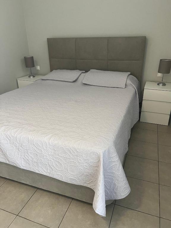 Sesimbra Cliffside & Ocean View