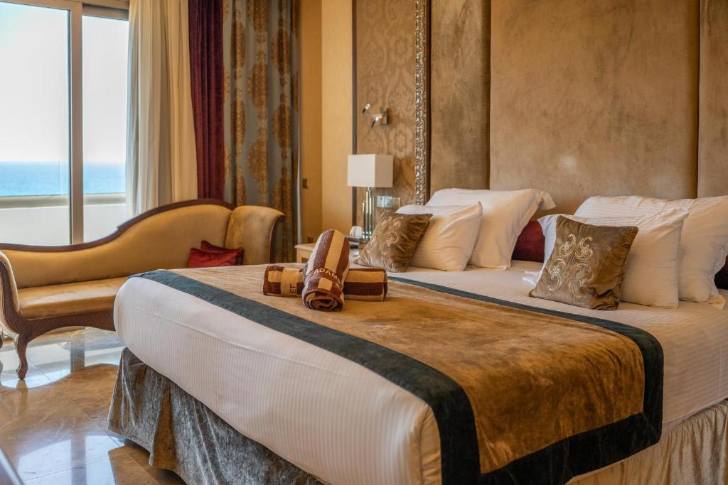Adams Beach Hotel & Spa - 