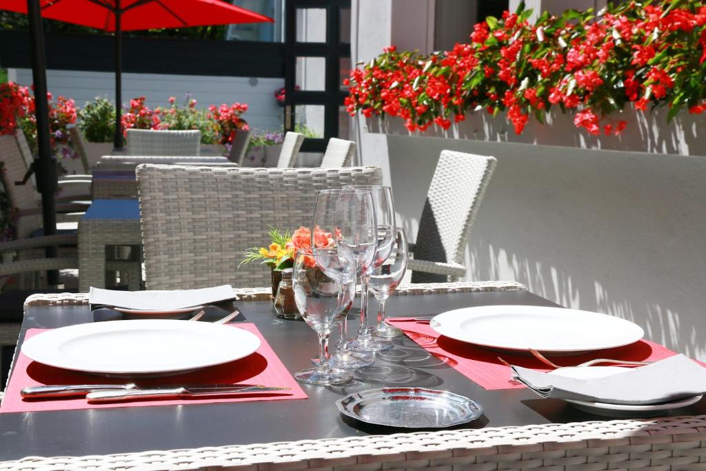 Restaurace v ubytování Hôtel d'Etigny