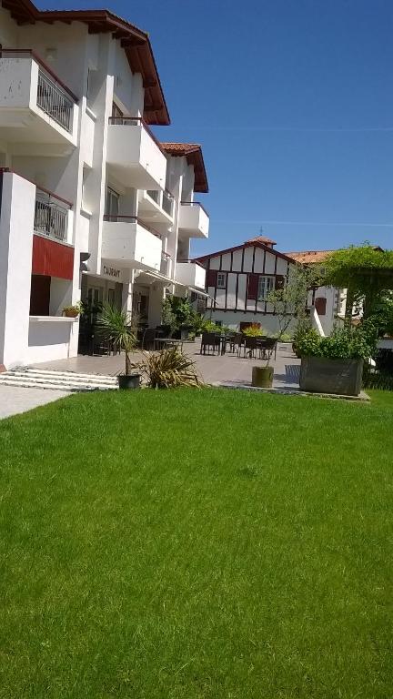 Zahrada ubytování Hôtel Résidence Bergara