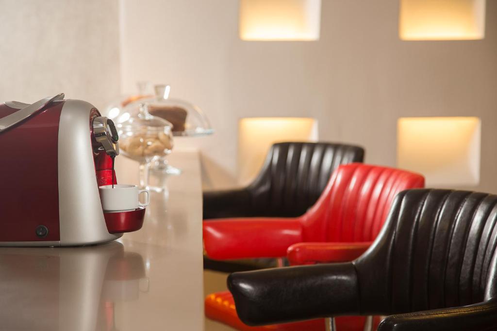  Solara Hotel