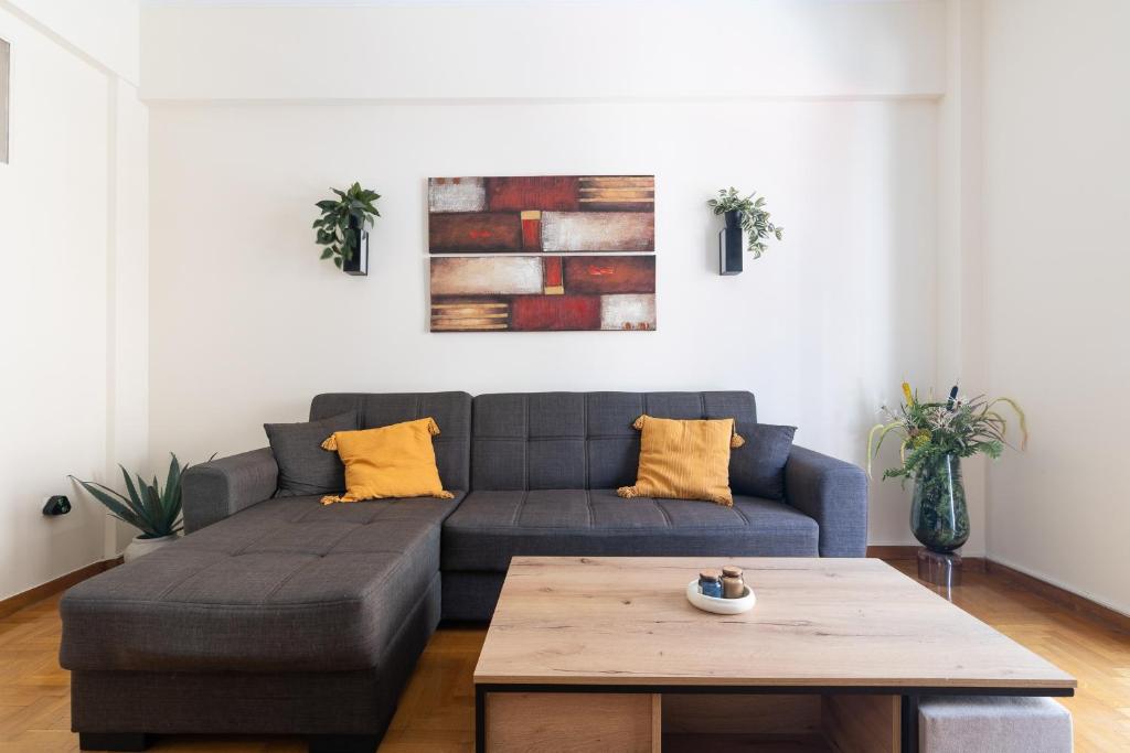 S homes - Athens - Retro-Modern 2BR - Attiki Metro