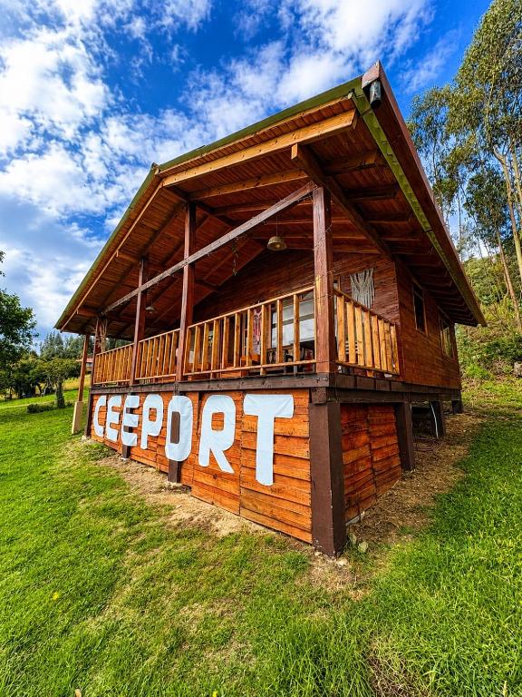 Gallery image of Cabaña Ceeport in Paipa