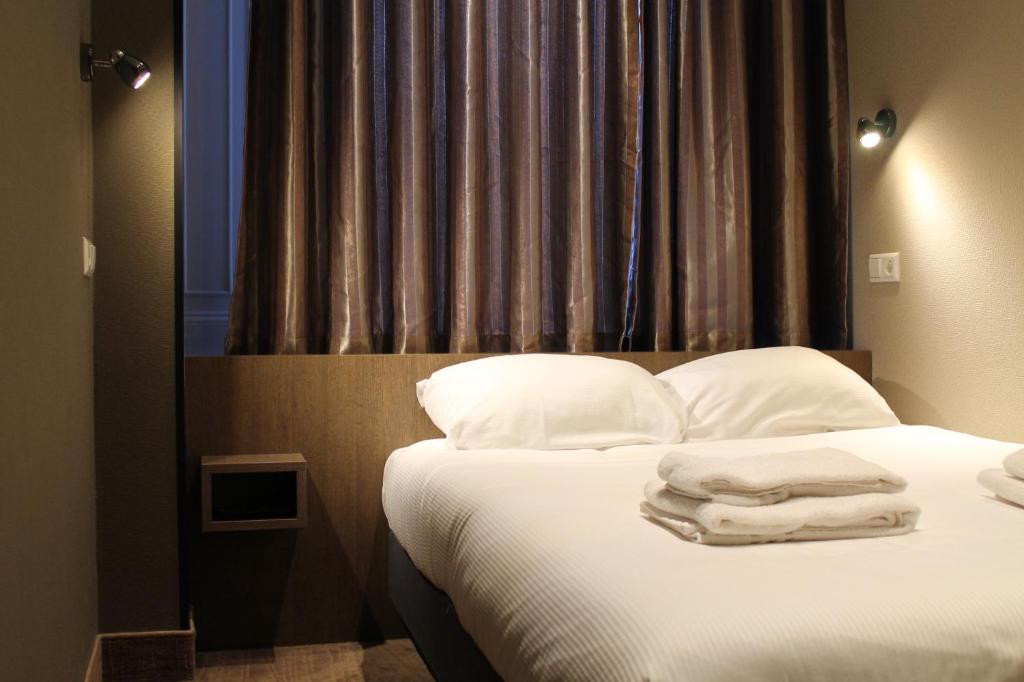 Blossoms City Hotel - Resim 17