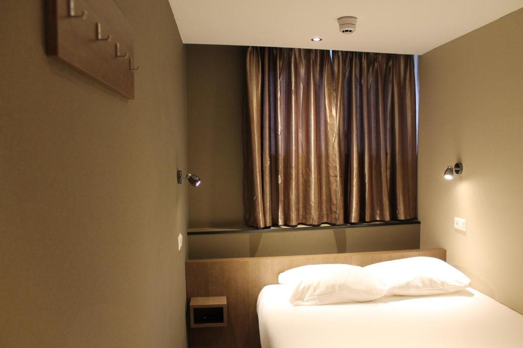 Blossoms City Hotel - Resim 38