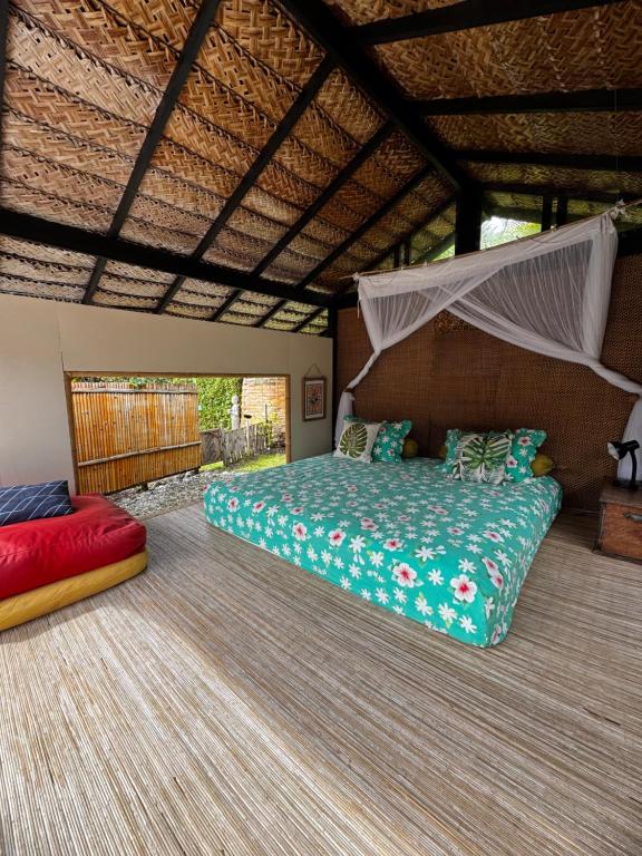 Fare BAMBOO avec PALAPA et piscine partagée - photo 8 - Moorea, Polynésie