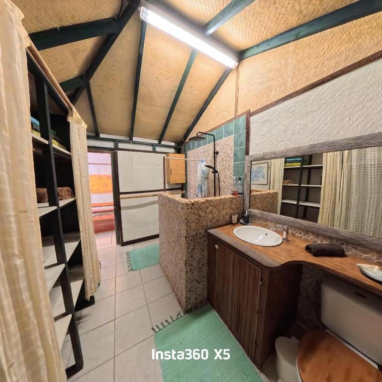Fare BAMBOO avec PALAPA et piscine partagée - photo 3 - Moorea, Polynésie