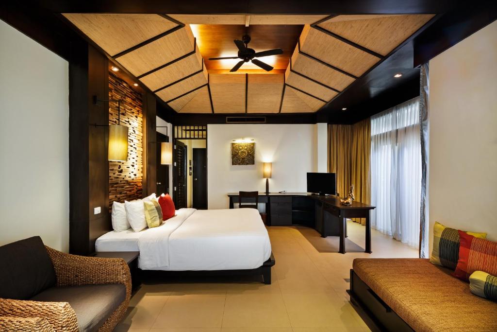 Impiana Beachfront Resort Patong, Phuket - Deluxe Garden