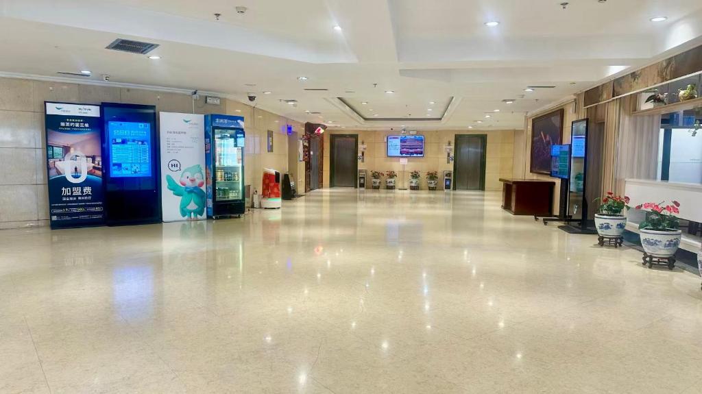 لابی و فضای عمومی Golden Inns Beijing South Railway金泰之家北京南站店 - تصویر ۵