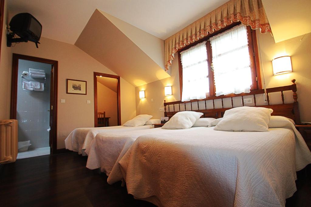Hostal Restaurante Méndez - Triple Room