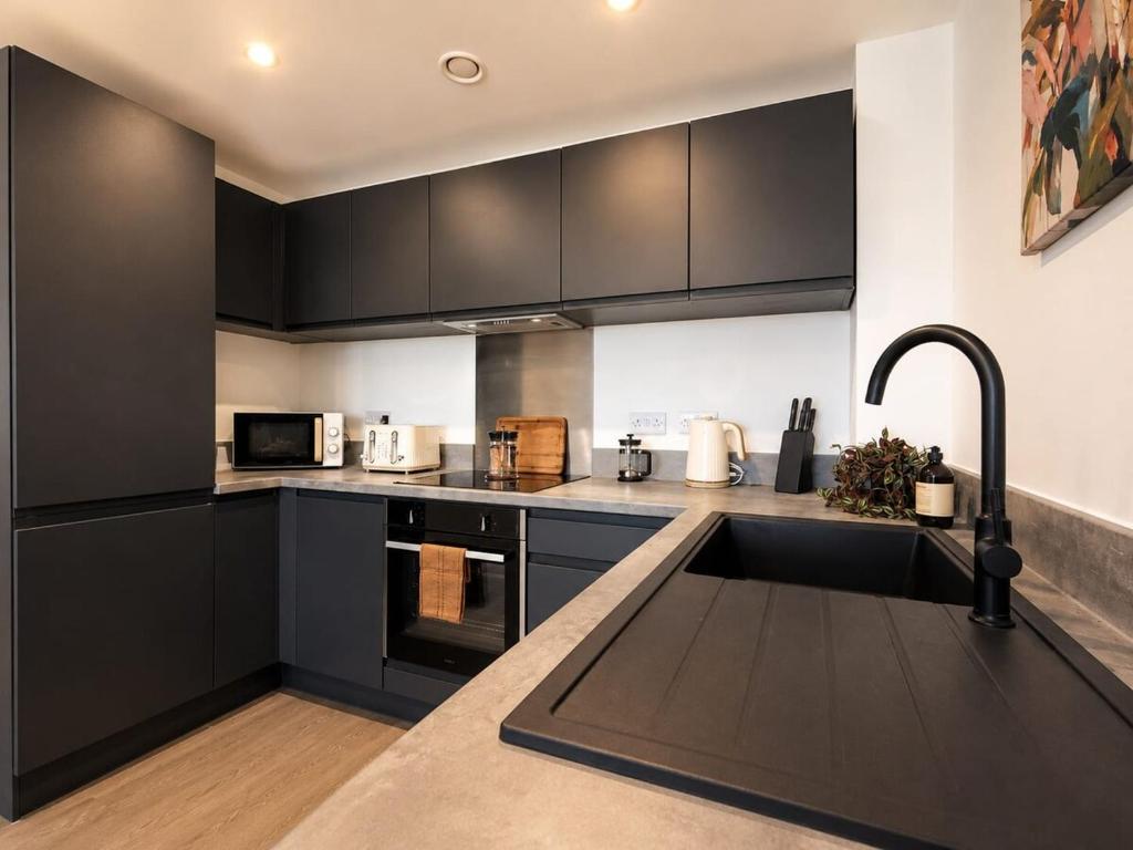 luxury-apartment-everton-stadium-parking