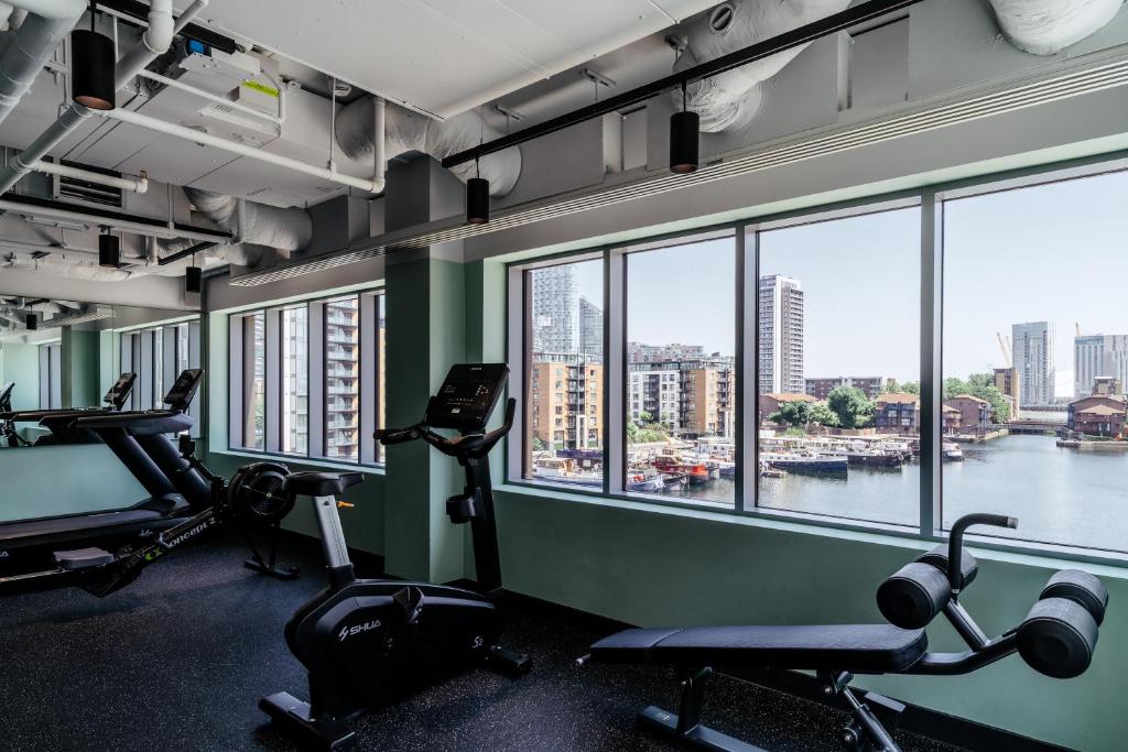 Locke London Canary Wharf 3