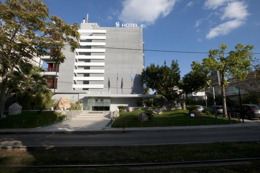 The Crystal Blue Hotel - Resim 41