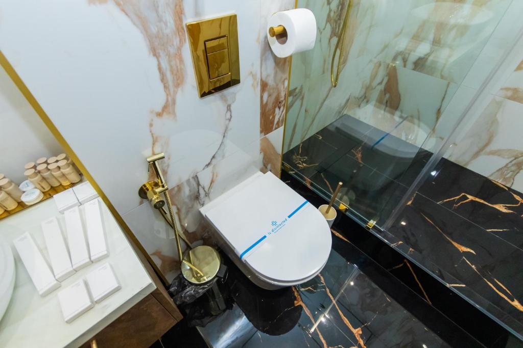 MYFREEDOM Apartments біля Хрещатика - Автономне світло фото 5