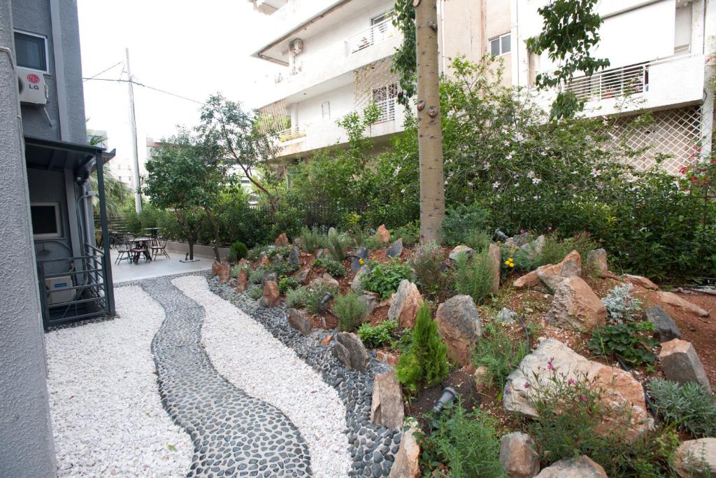 The Crystal Blue Hotel - Resim 37