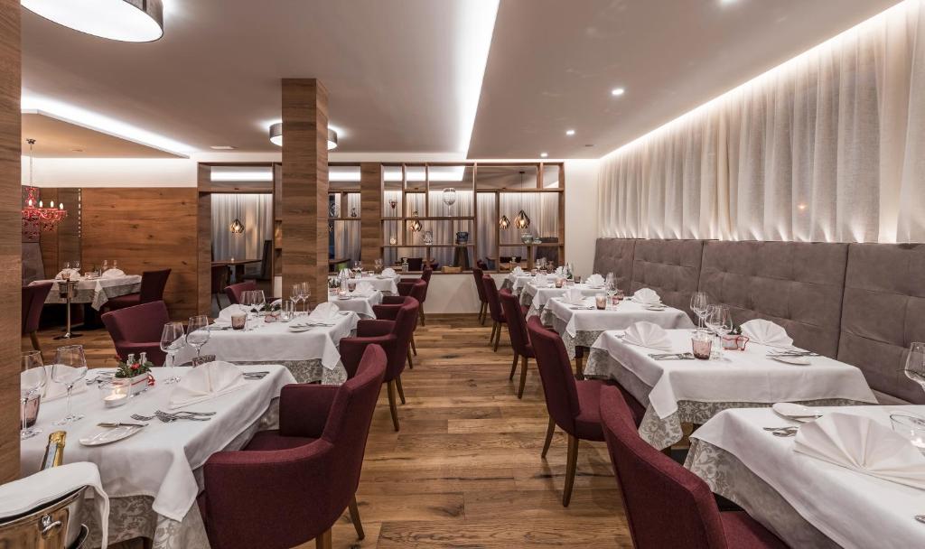 Restaurace v ubytování Eden Boutique Hotel