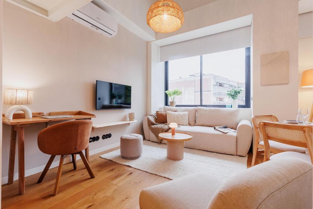 Bright Loft in Marquês with AC by LovelyStay