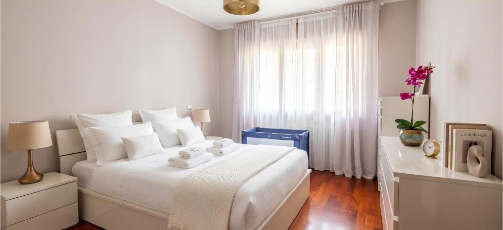 Leila's Two Double Bedroom Apartment Roma Colosseo