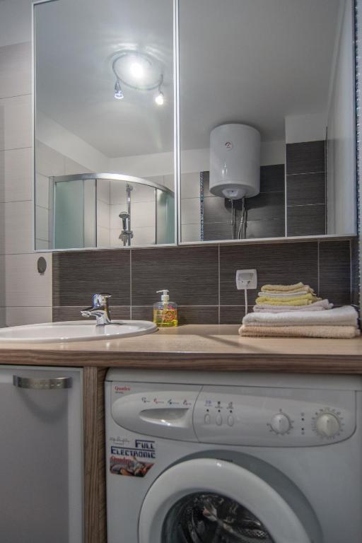 Zdjęcie z galerii obiektu Apartments Domuzin w Biogradzie na Moru