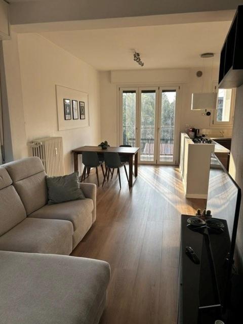 San Siro Stadium Apartment - Terrace & View