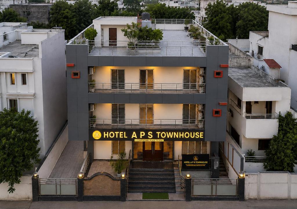 an aerial view of a hotel apres townhouse at Hotel A P S Townhouse in Prayagraj
