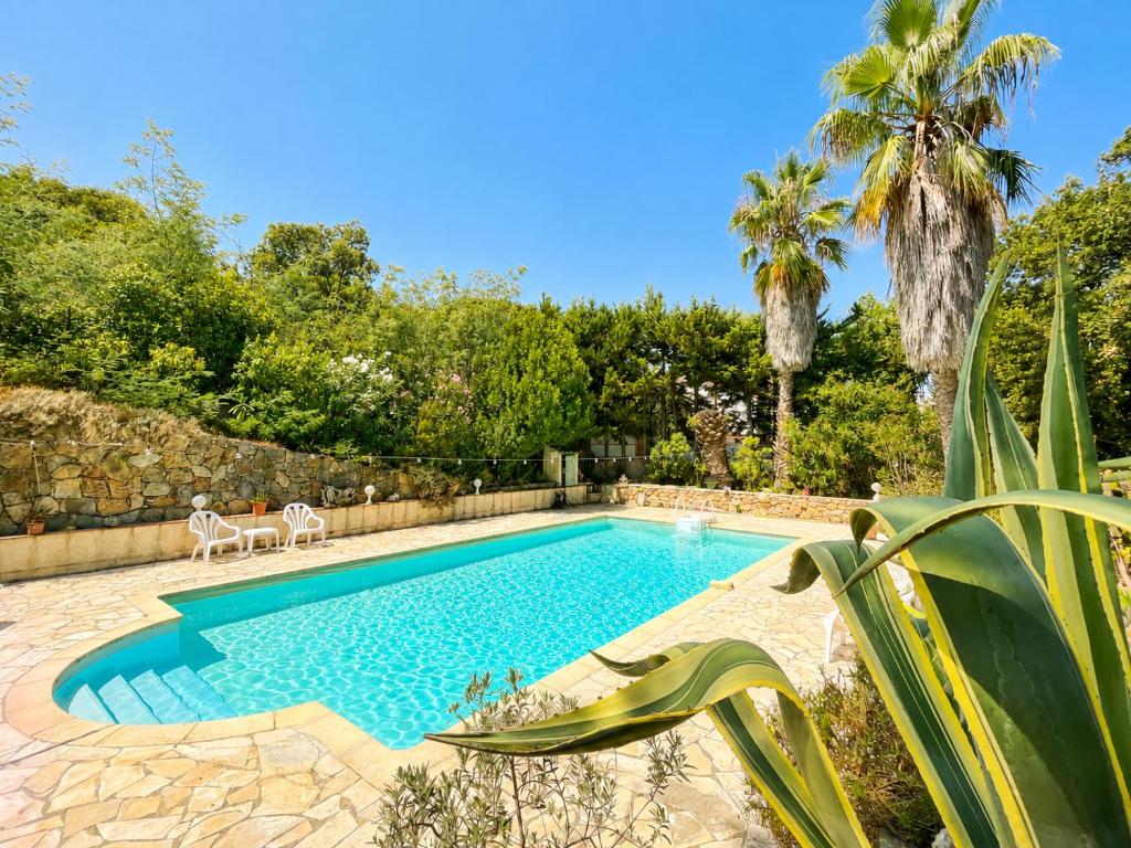 La Cigalière, Villa 6p, AC, PK, Piscine & Terrasse