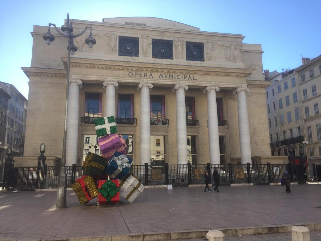 Hôtel du Sud Vieux Port - Resim 35