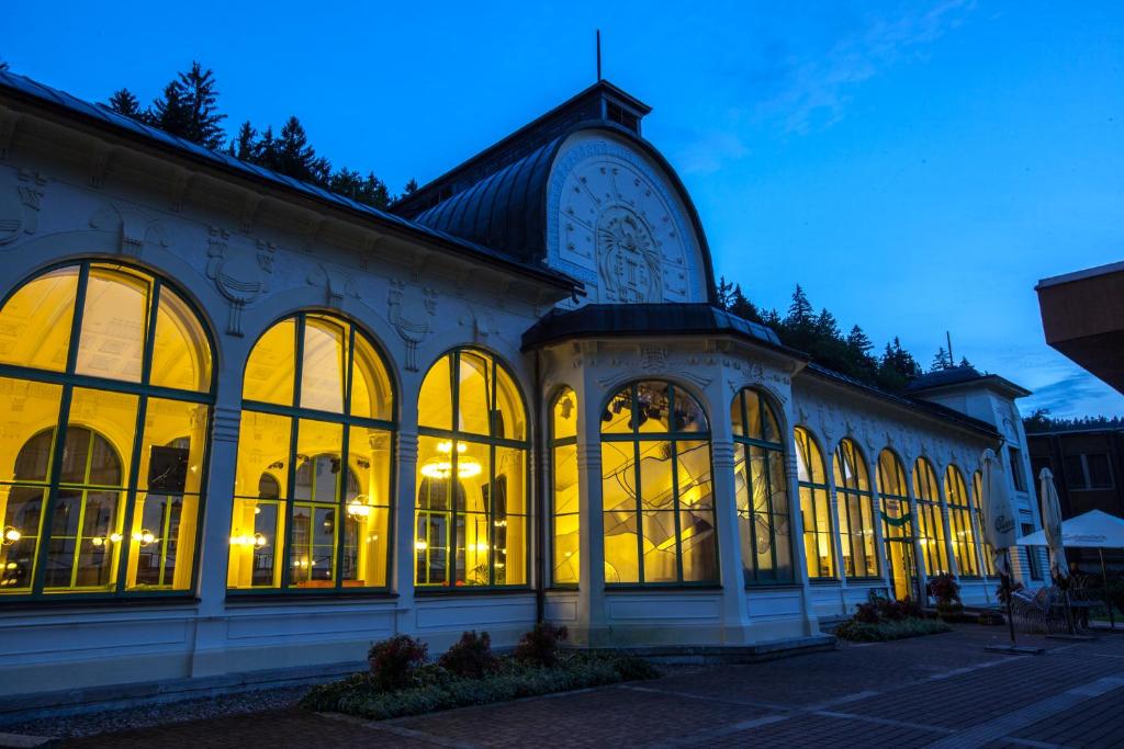 Budova, kde se hotel nachází