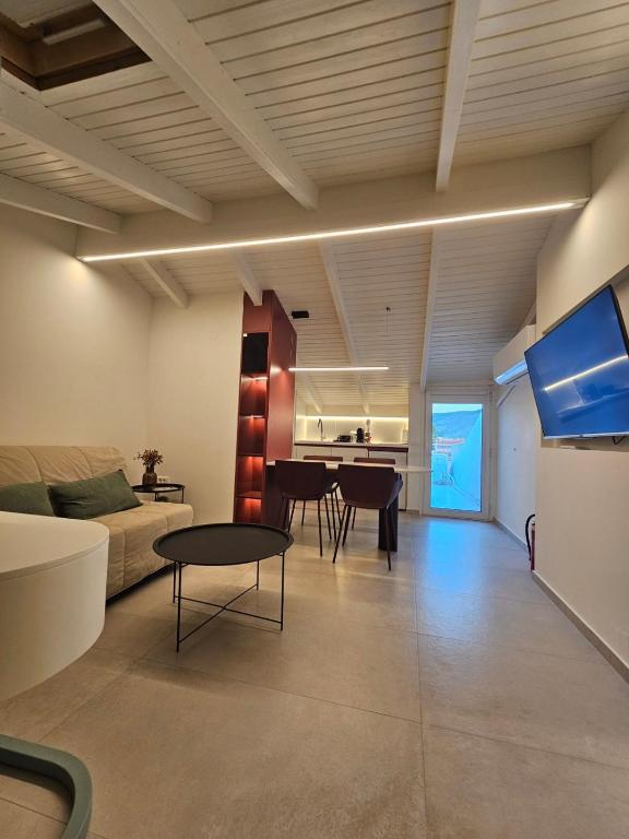 Rea's attic Nafplio