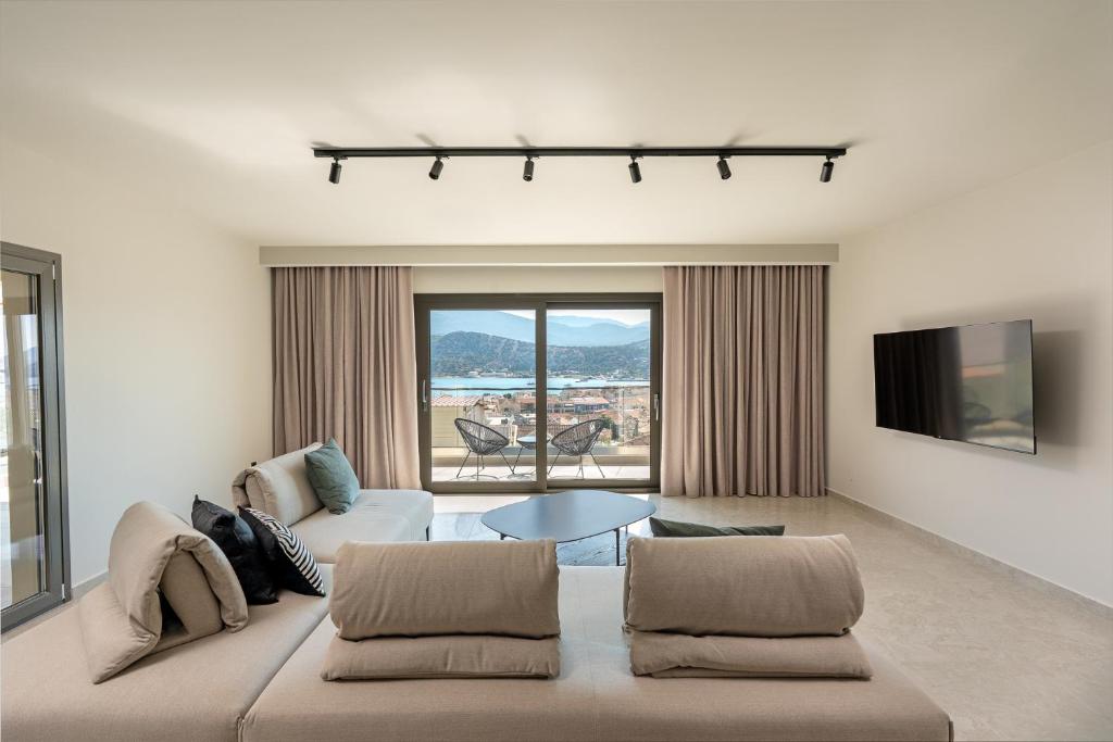 City to Sea Maisonette