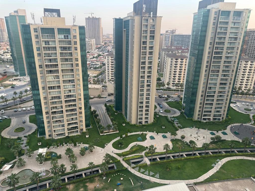 تصویر اتاق‌های Luxury Studio Apt in Empire GZ - تصویر ۲