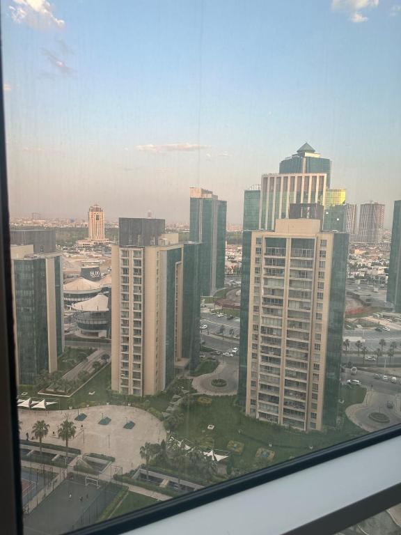 لابی و فضای عمومی Luxury Studio Apt in Empire GZ - تصویر ۵