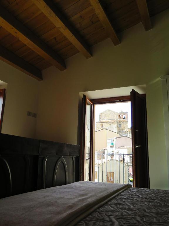 Porta Baciamano - Triplo Camera Con Bagno Privato