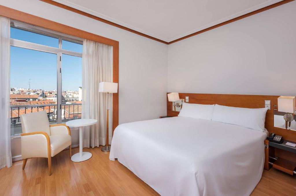 Hotel Madrid Plaza España, Affiliated by Meliá - Standaard Kamer