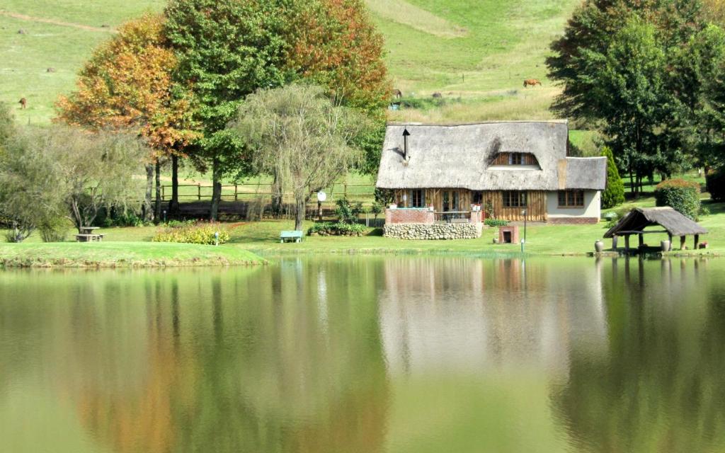 Willowbrooke Cottage - Housity